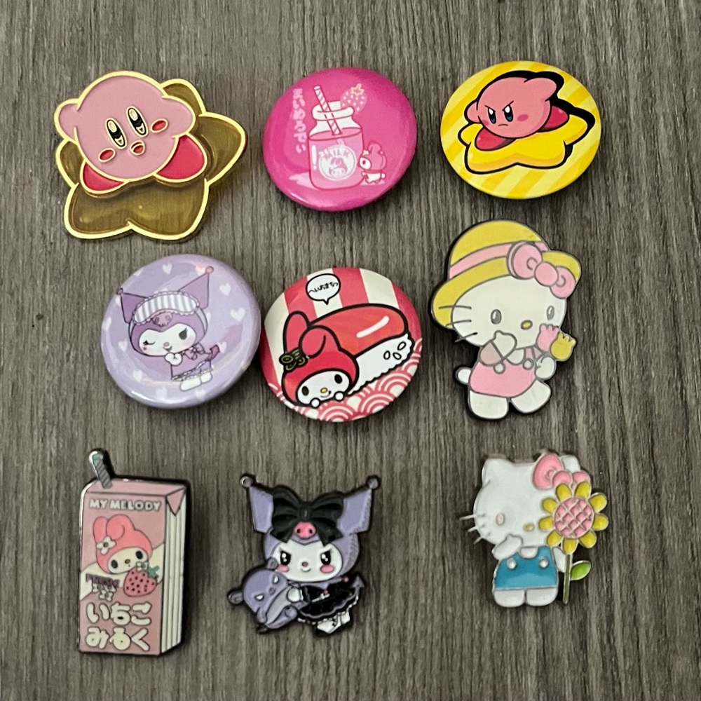 sanrio & kerby enamel and botton  set